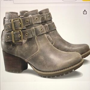 Caterpillar CAT Tora Leather Ankle Boots Size 7